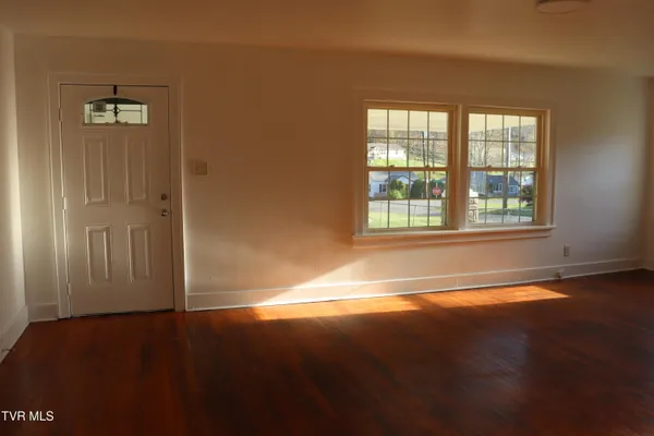 $239,000 | 1203 1st Avenue East, Big Stone Gap, VA 24219