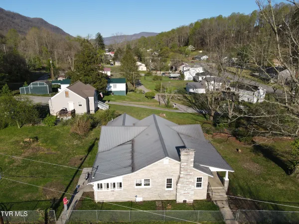 $239,000 | 1203 1st Avenue East, Big Stone Gap, VA 24219