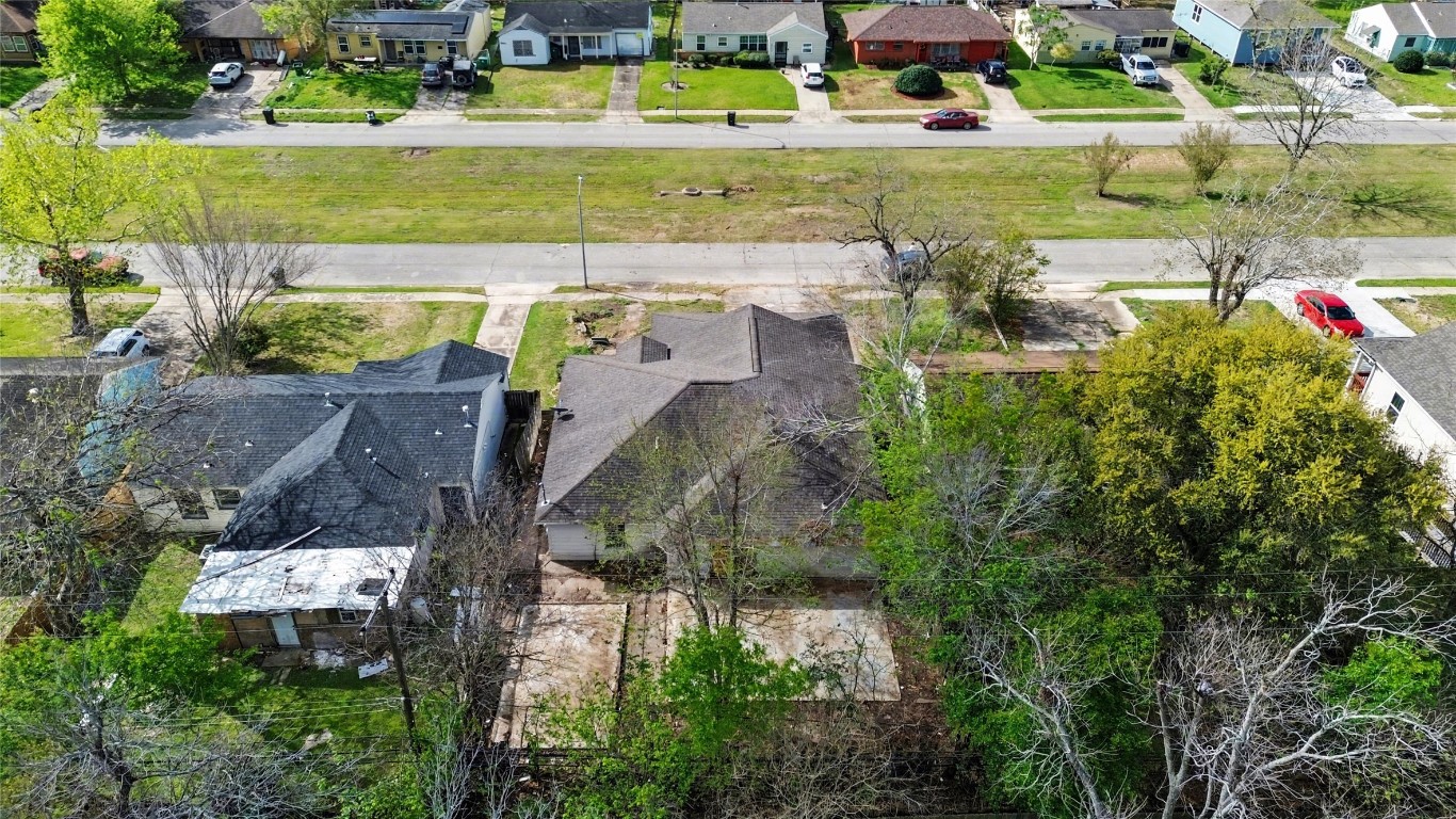 4407 Mowery Road Houston, TX 77047 - Photo 16 of 19 an aerial view of a house with a yard basket ball court and outdoor seating