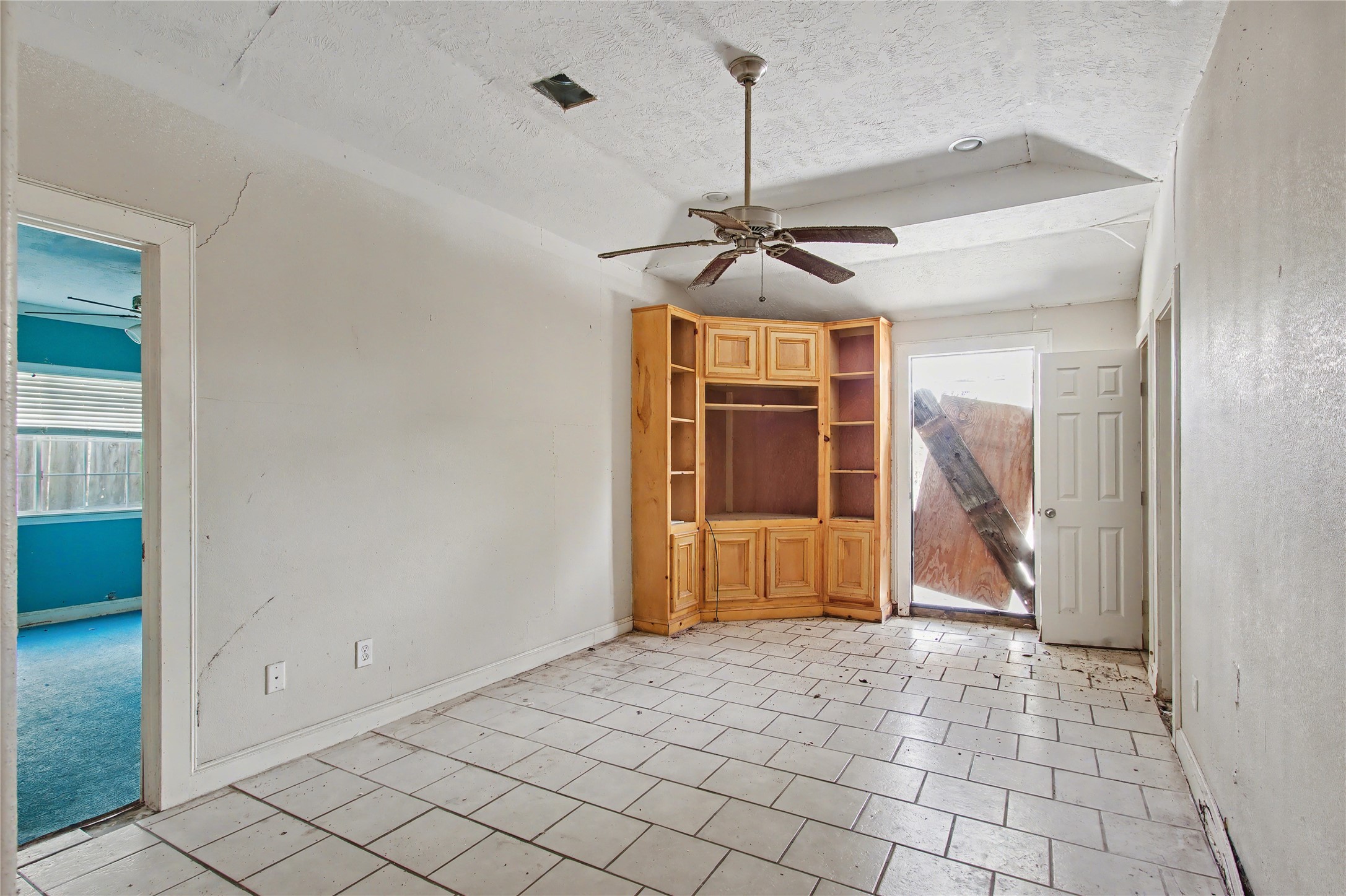 4407 Mowery Road Houston, TX 77047 - Photo 3 of 19