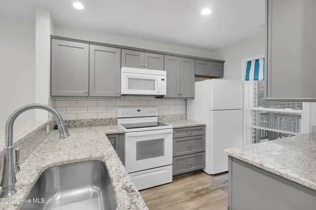 $1,750 | 7212 Windward Drive, New Bern, NC 28560