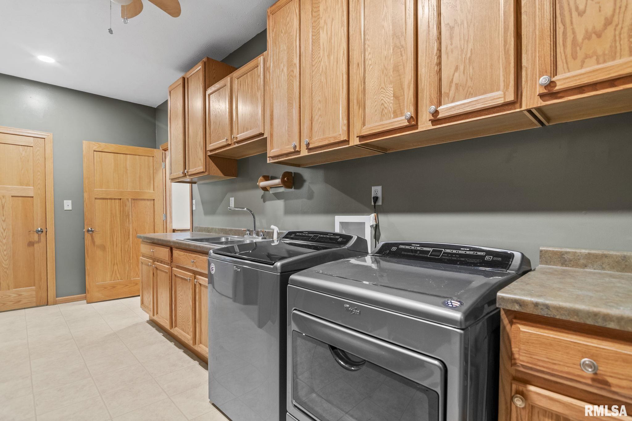 10 South Griffith Creek Road Mechanicsburg, IL 62545 - Photo 25 of 81