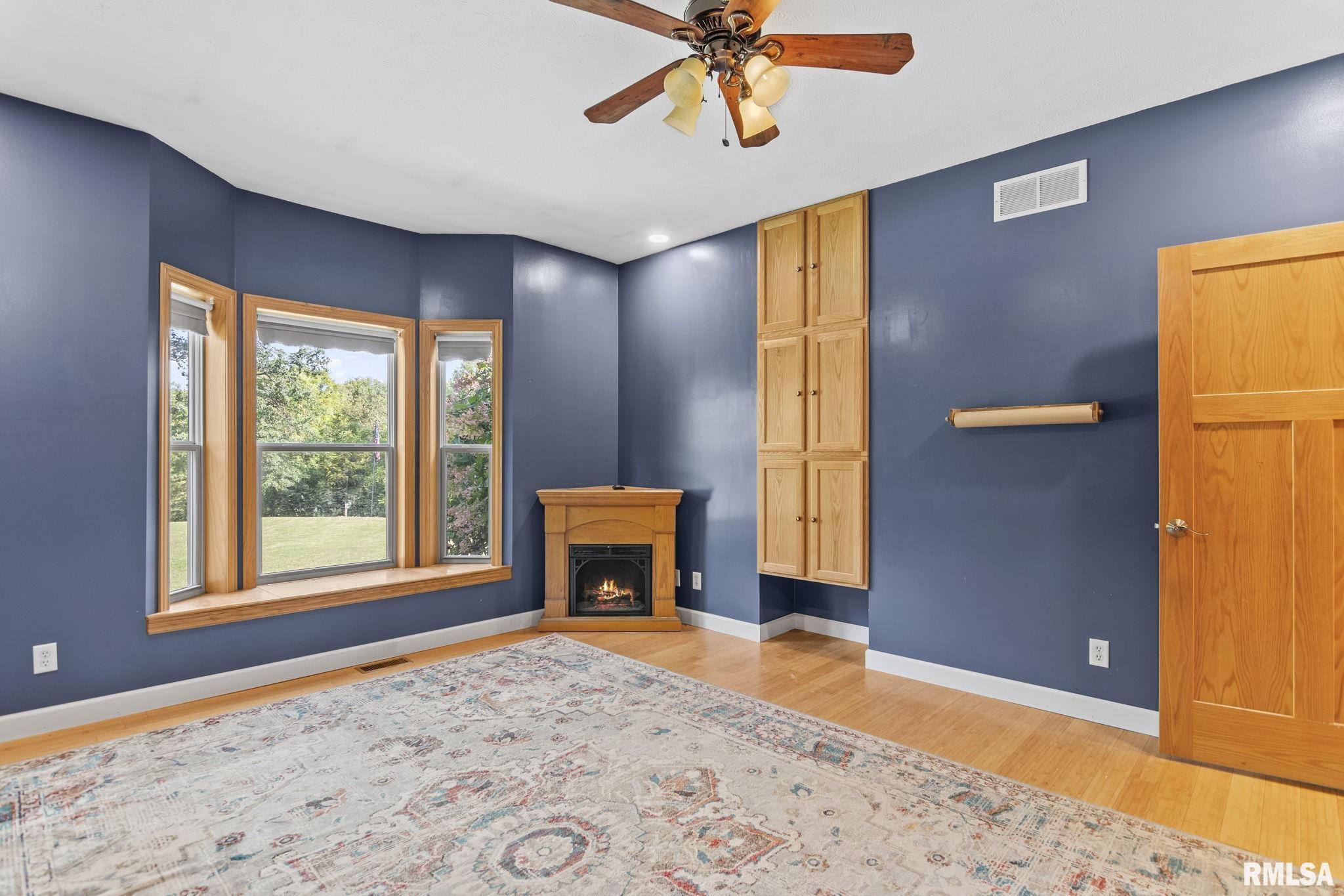 10 South Griffith Creek Road Mechanicsburg, IL 62545 - Photo 40 of 81