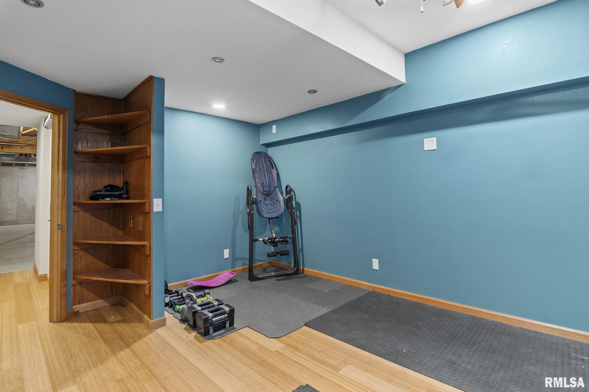 10 South Griffith Creek Road Mechanicsburg, IL 62545 - Photo 49 of 81