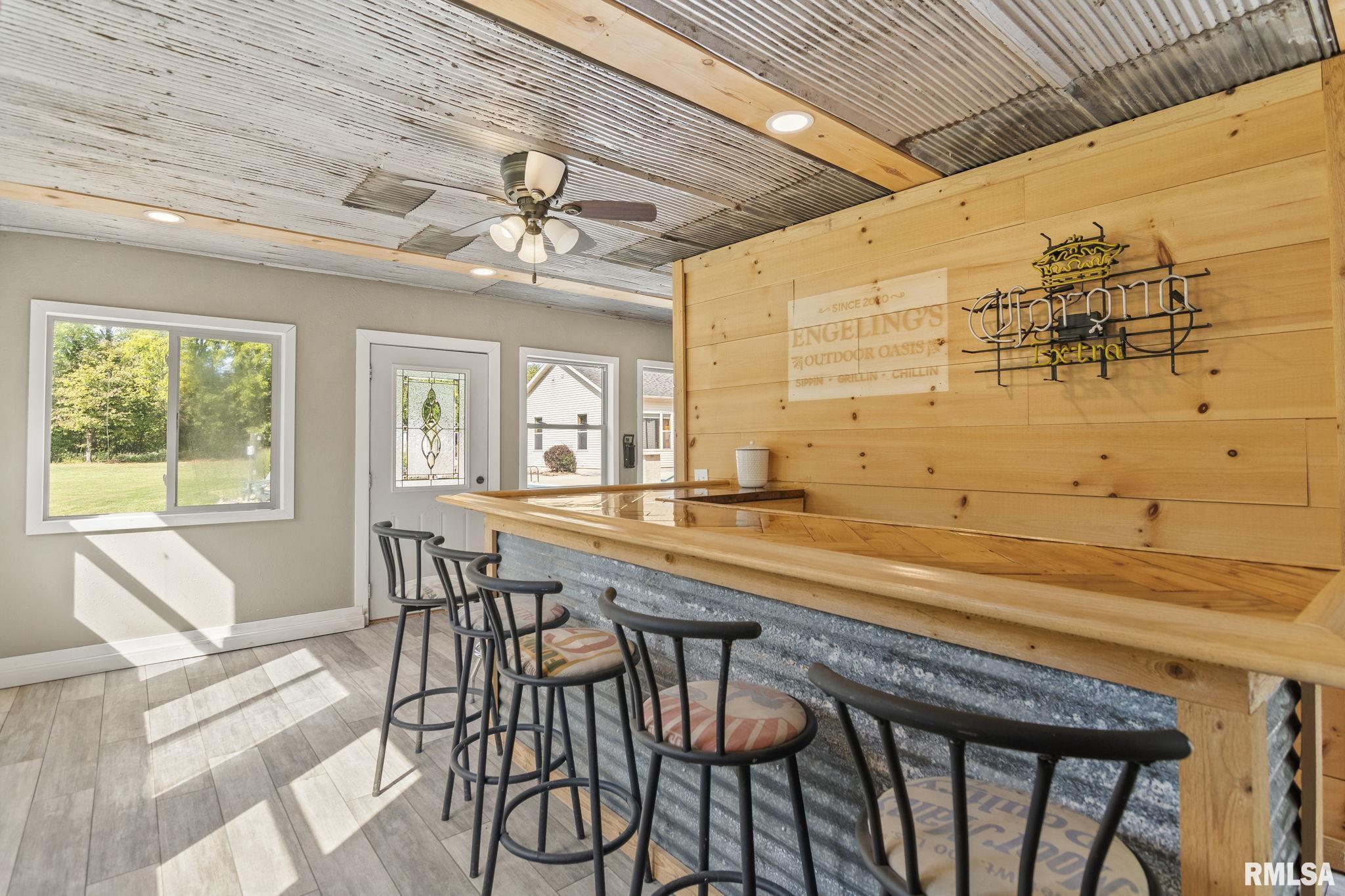 10 South Griffith Creek Road Mechanicsburg, IL 62545 - Photo 53 of 81