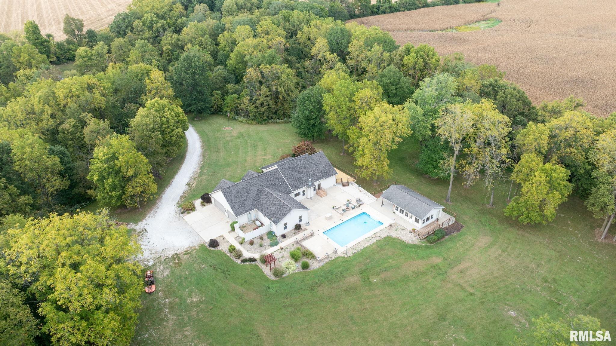 10 South Griffith Creek Road Mechanicsburg, IL 62545 - Photo 62 of 81