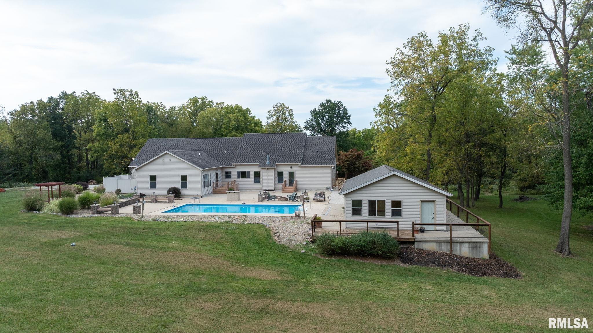 10 South Griffith Creek Road Mechanicsburg, IL 62545 - Photo 67 of 81