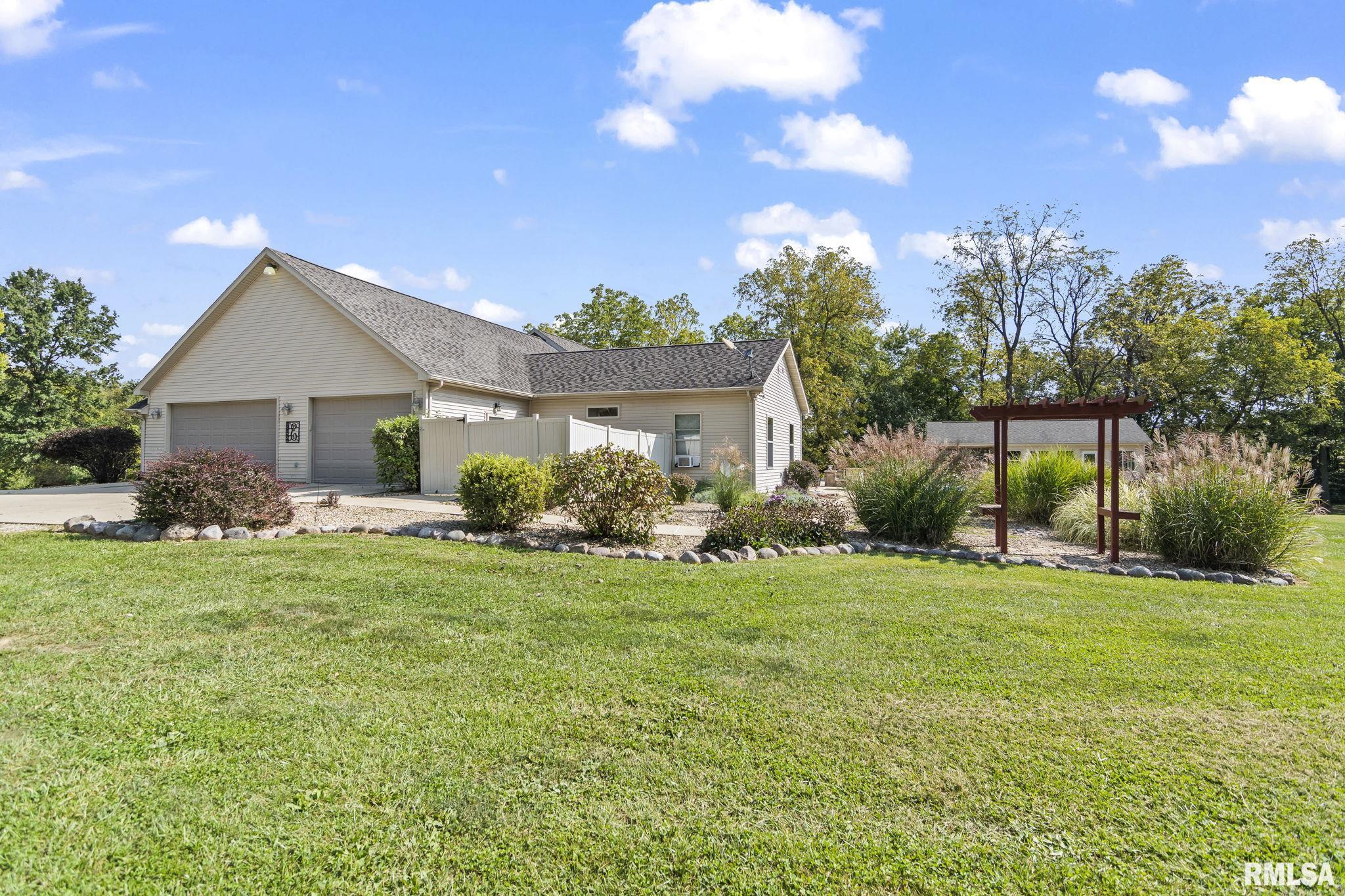 10 South Griffith Creek Road Mechanicsburg, IL 62545 - Photo 71 of 81