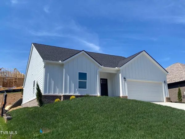 $429,900 | 768 Gardenia Drive, Johnson City, TN 37615