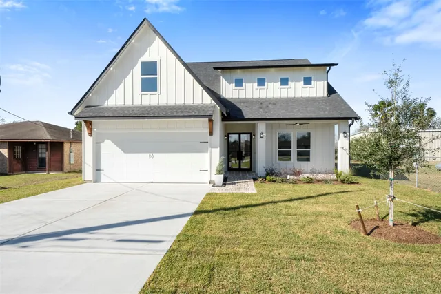 $679,000 | 4221 Mallard Lane, Baytown, TX 77523