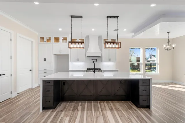 $679,000 | 4221 Mallard Lane, Baytown, TX 77523