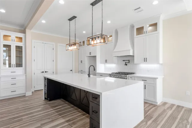 $679,000 | 4221 Mallard Lane, Baytown, TX 77523