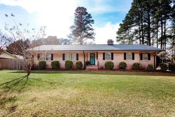 $300,000 | 1105 Robin Hill Road Northwest, Wilson, NC 27896