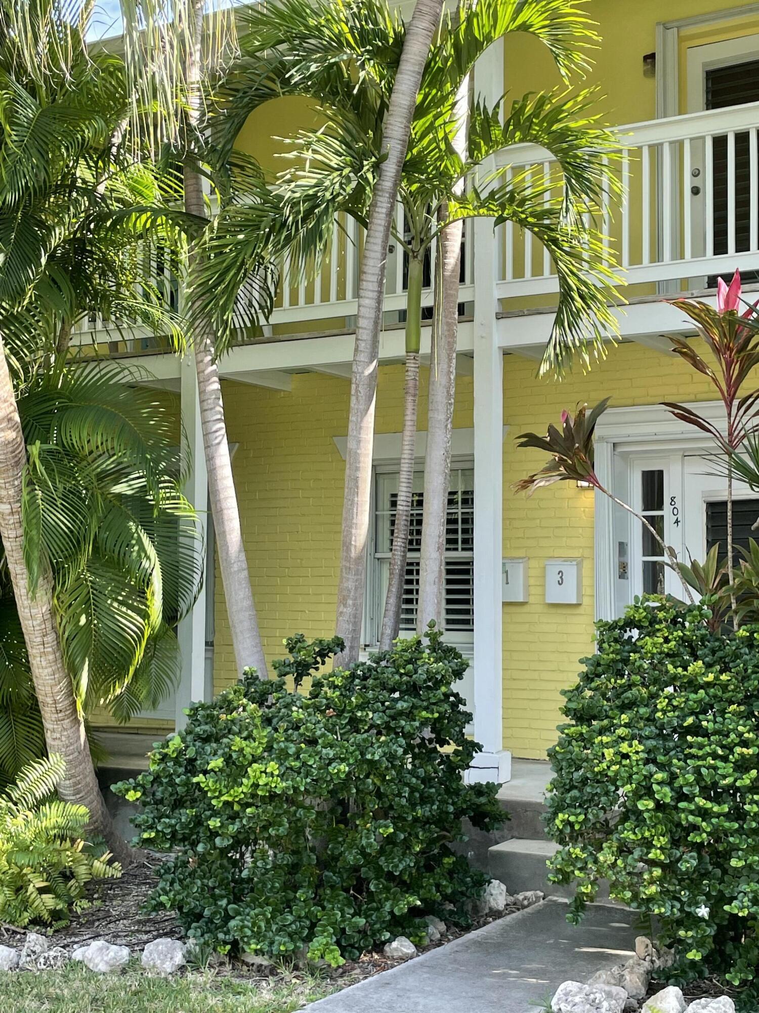 804 South Street, Unit 1 Key West, FL 33040 - Photo 3 of 31 front view of a house