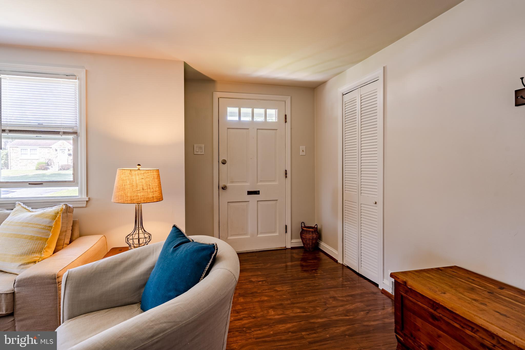 442 Wellington Road West Chester, PA 19380 - Photo 5 of 43 living room entry way