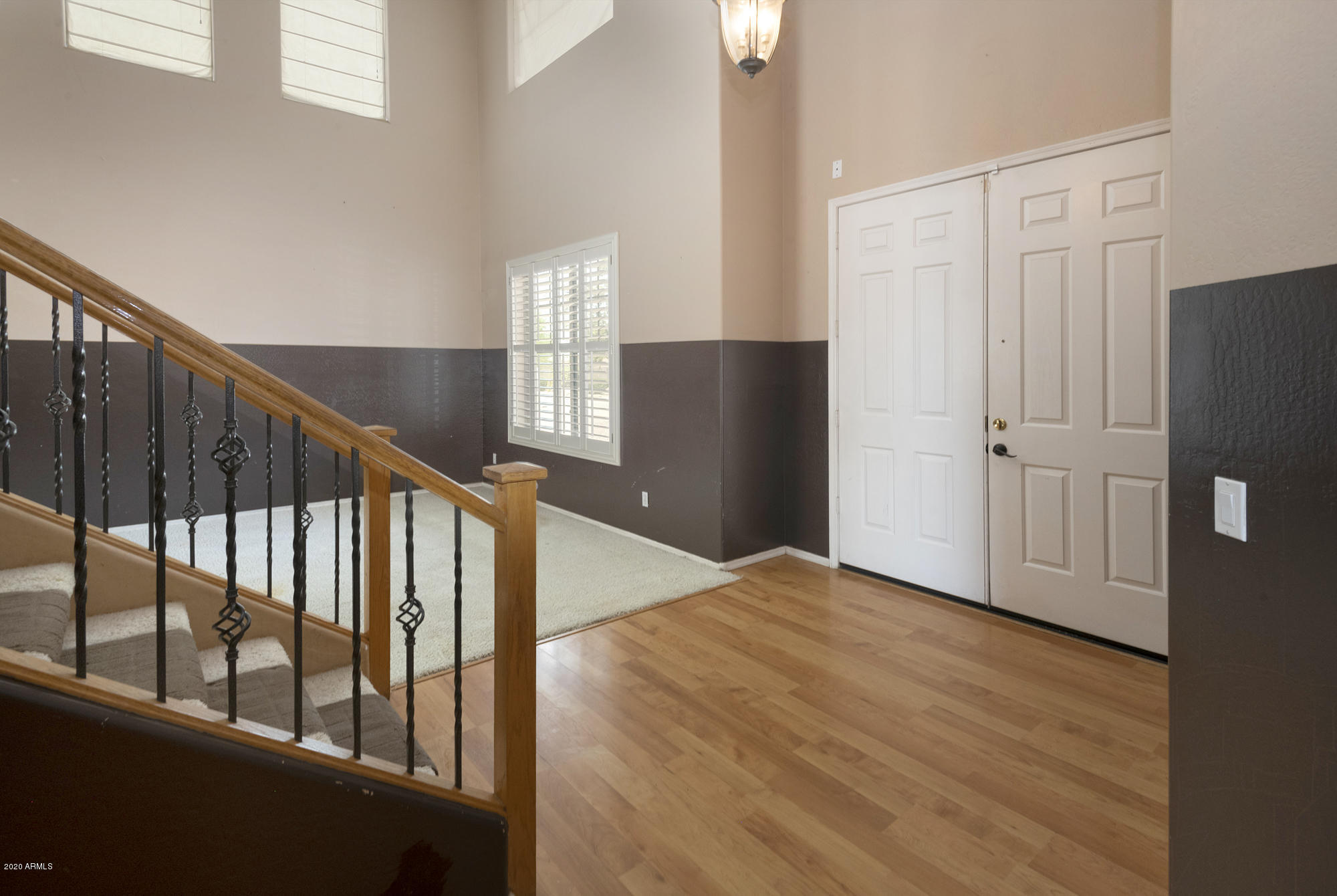 2617 West Apollo Road Phoenix, AZ 85041 - Photo 13 of 55 Entry Foyer