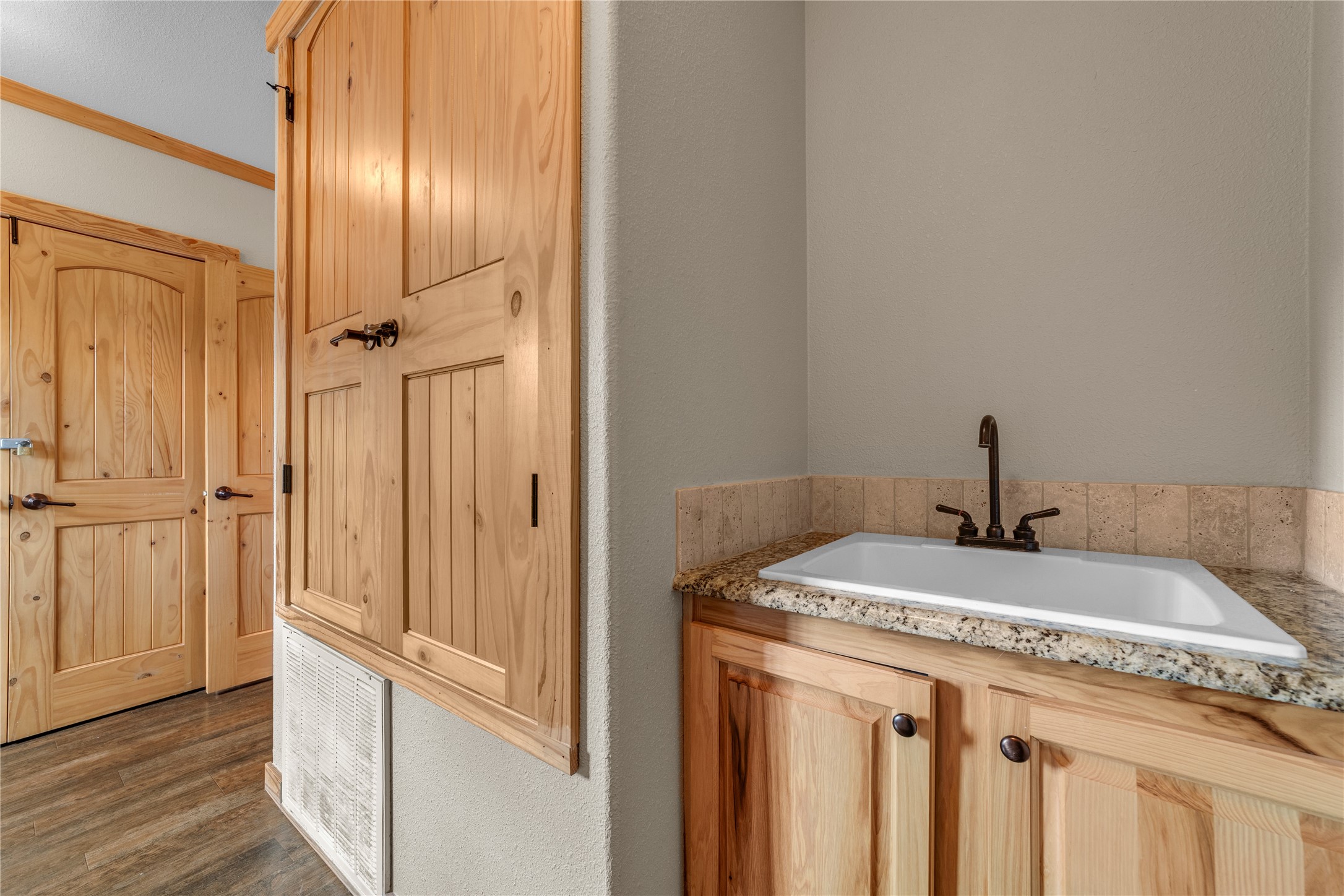 1024 Medina Bend Road Medina, TX 78055 - Photo 29 of 45 Gallery Image 29