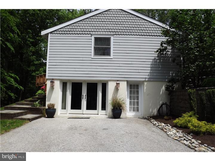 4080 Hollow Road Malvern, PA 19355 - Photo 5 of 22 Driveway