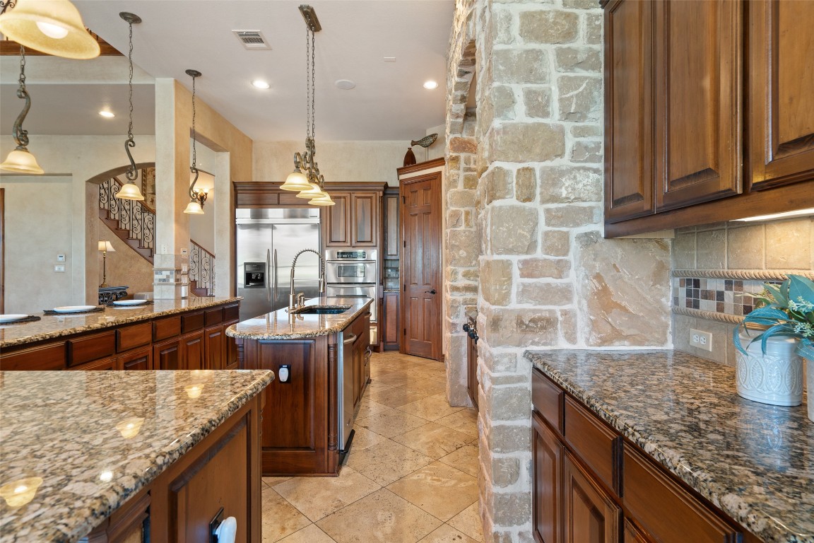 4008 Sugarloaf Drive Austin, TX 78738 - Photo 20 of 40