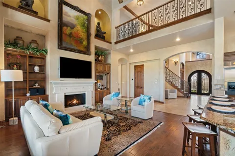 $1,625,000 | 4008 Sugarloaf Drive, Austin, TX 78738