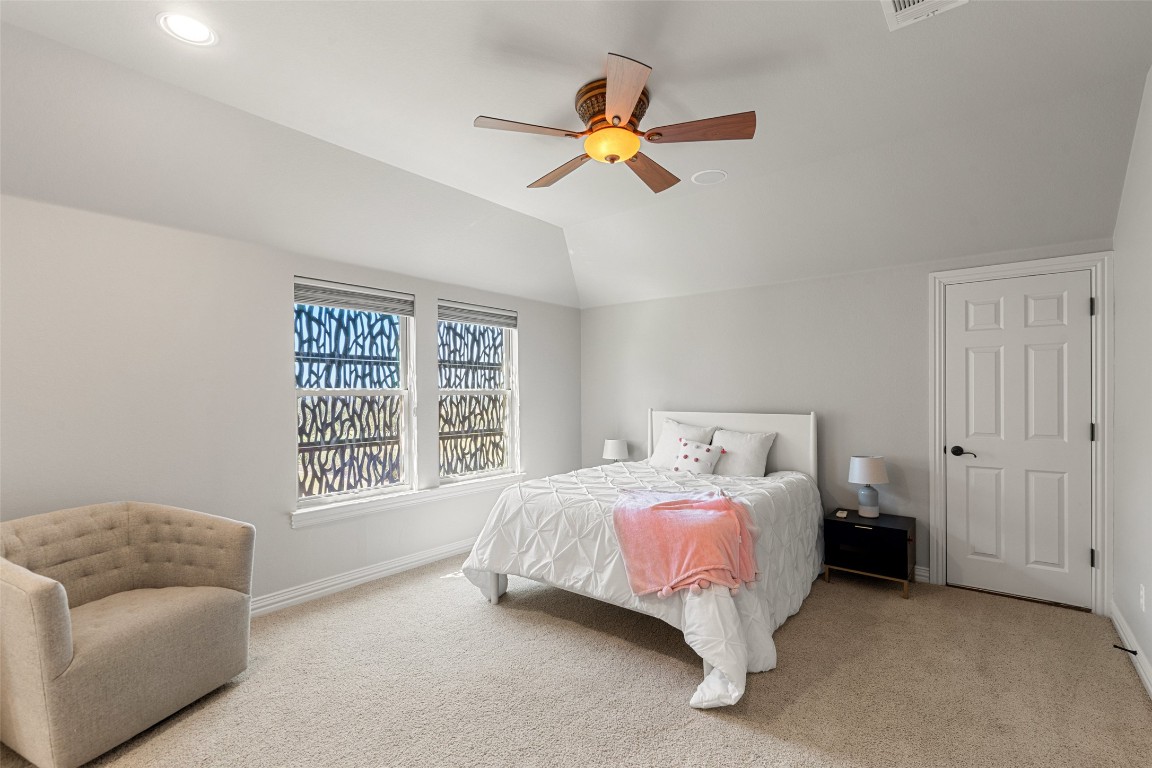 4008 Sugarloaf Drive Austin, TX 78738 - Photo 32 of 40