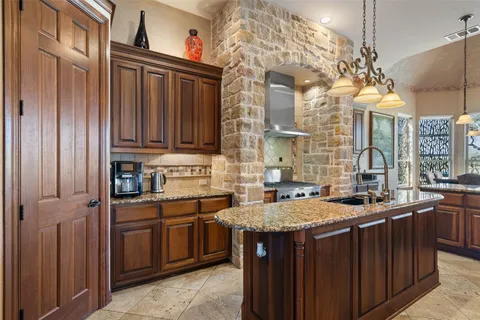 $1,625,000 | 4008 Sugarloaf Drive, Austin, TX 78738