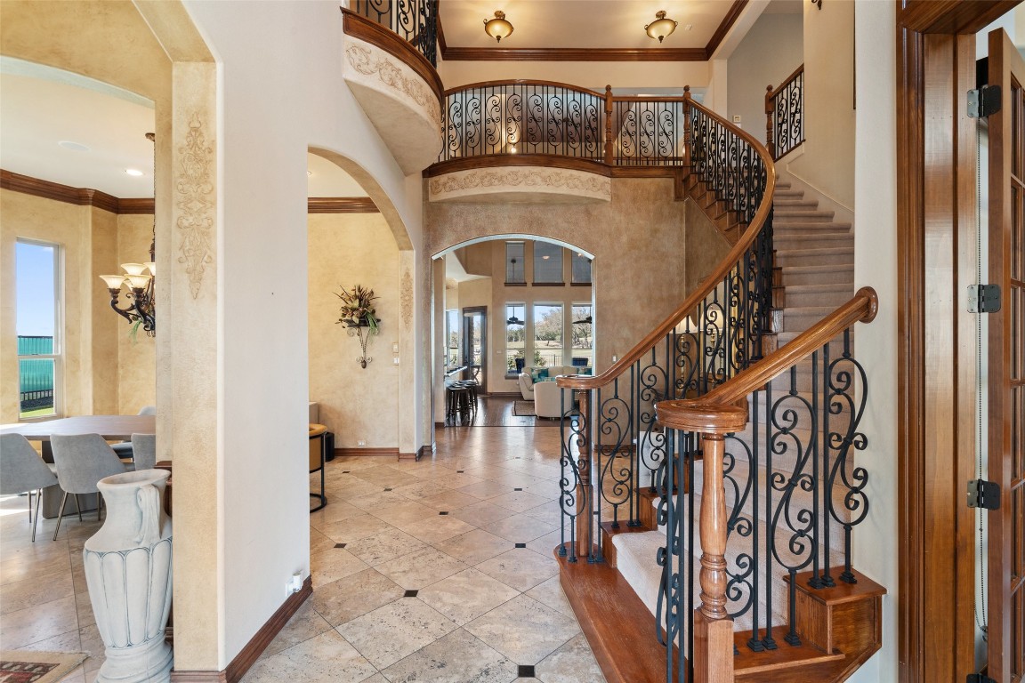 4008 Sugarloaf Drive Austin, TX 78738 - Photo 10 of 40