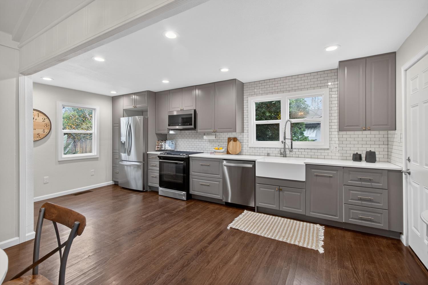 2373 Carlsbad Avenue Sacramento, CA 95821 - Photo 14 of 53