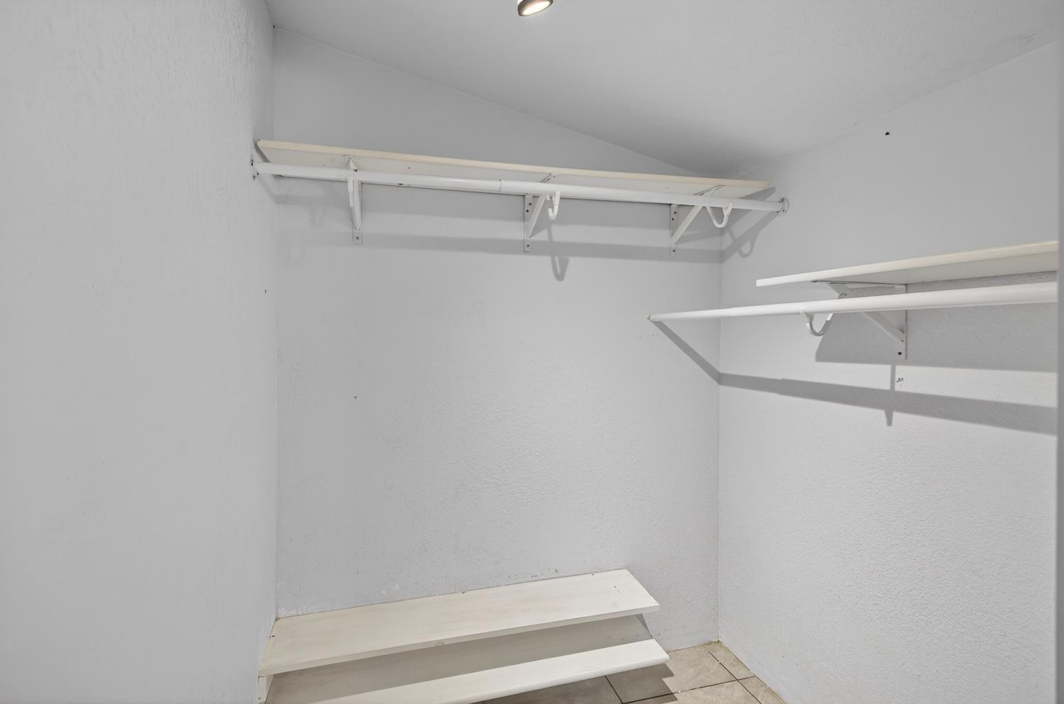 2373 Carlsbad Avenue Sacramento, CA 95821 - Photo 37 of 53