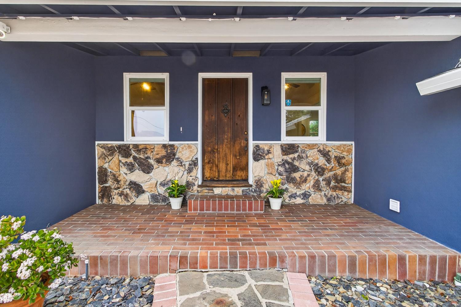 2373 Carlsbad Avenue Sacramento, CA 95821 - Photo 6 of 53