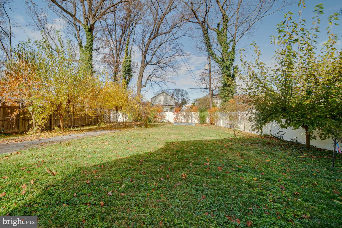 3312 Glen Avenue Baltimore, MD 21215 - Photo 23 of 25 a view of yard with green space