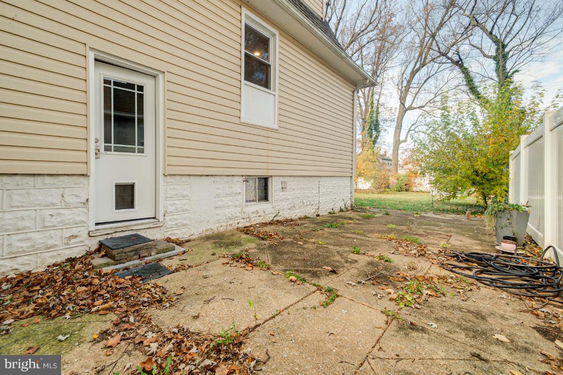 3312 Glen Avenue Baltimore, MD 21215 - Photo 24 of 25 a backyard of a house
