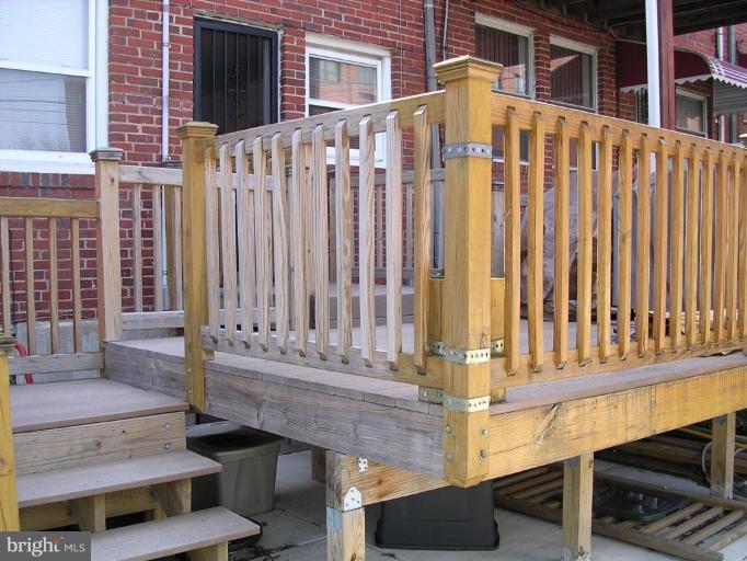3222 Dorithan Road Baltimore, MD 21215 - Photo 18 of 20 Deck