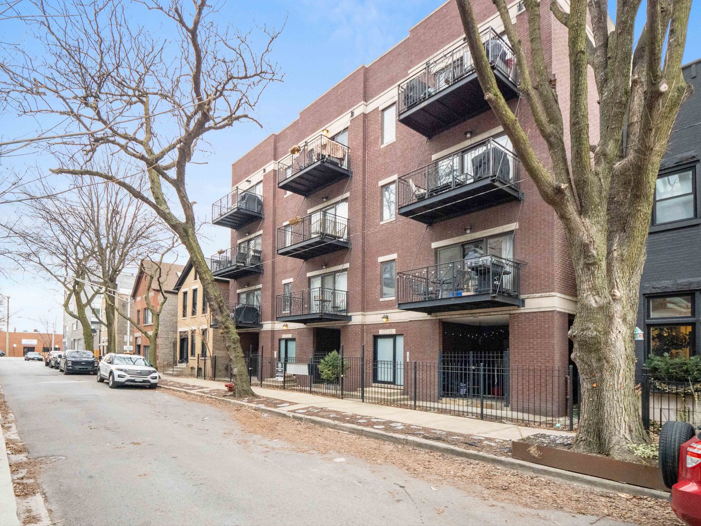 524 North Hermitage Avenue, Unit 6 Chicago, IL 60622 - Photo 1 of 22