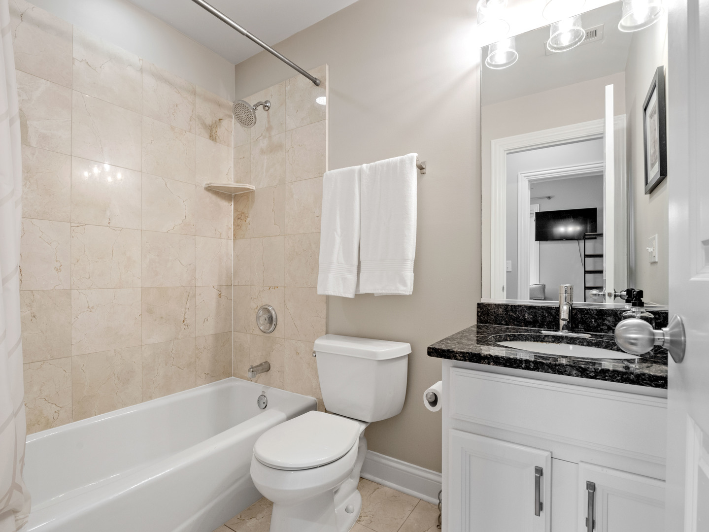 524 North Hermitage Avenue, Unit 6 Chicago, IL 60622 - Photo 15 of 22