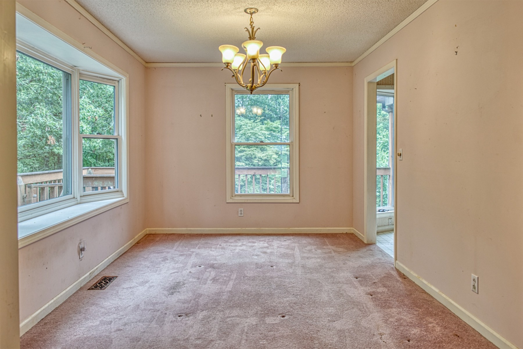 2139 Austin Bottom Road Baxter, TN 38544 - Photo 11 of 64 a view of livingroom with window