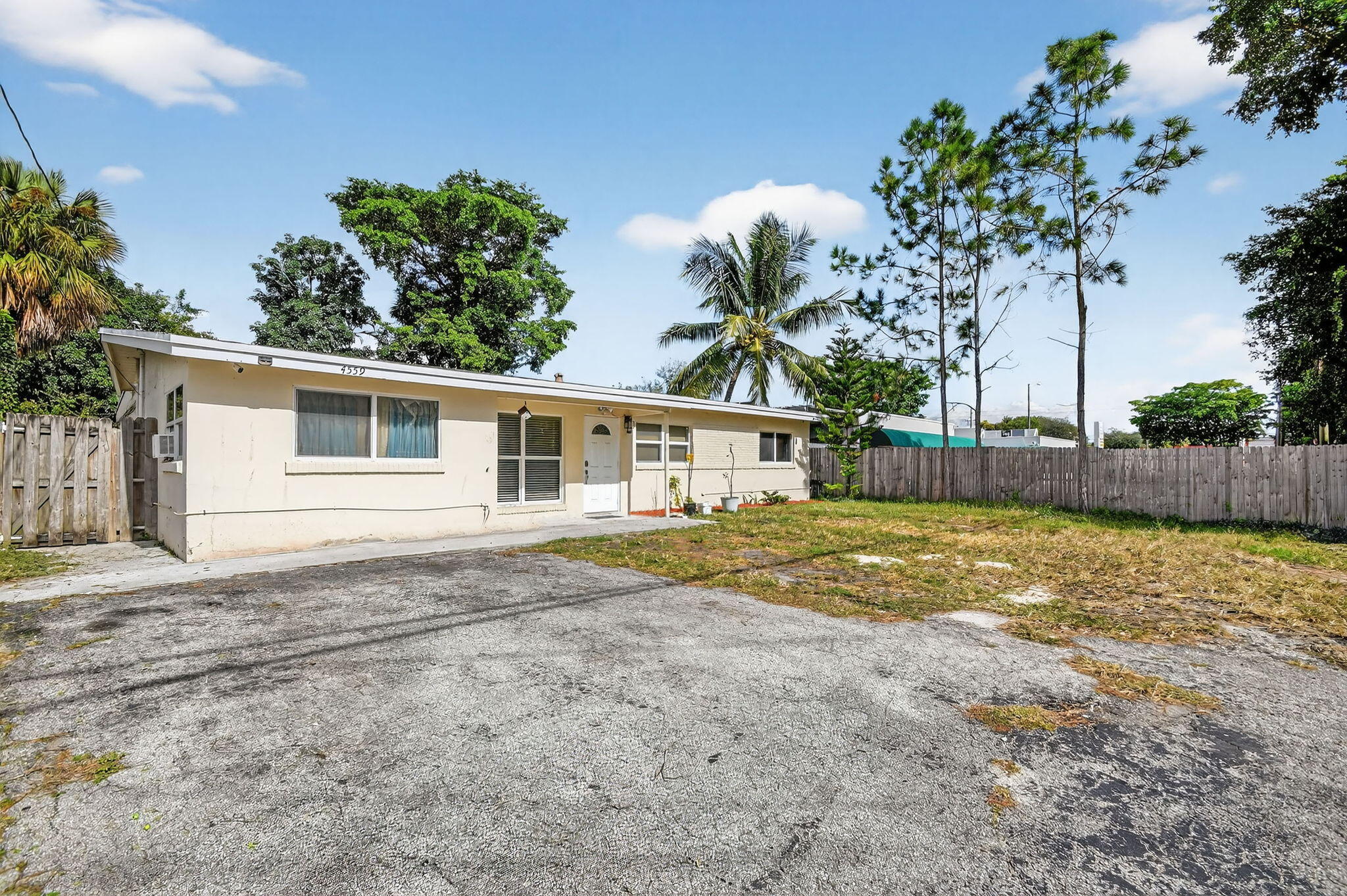 4559 Cole Street West Palm Beach, FL 33417 - Photo 4 of 72 4-web-or-mls-DSC_4635 - Copy