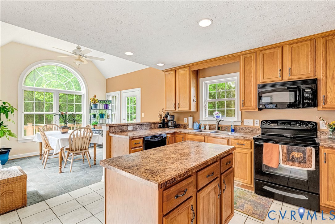 112 Woodland Road Williamsburg, VA 23188 - Photo 17 of 99