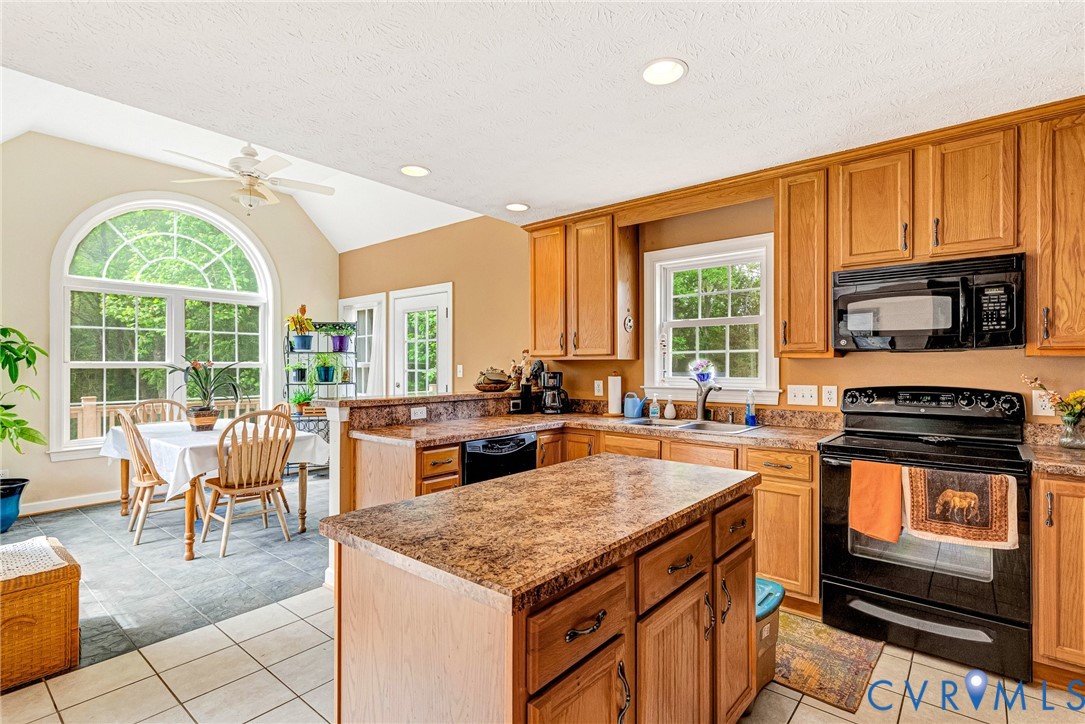 112 Woodland Road Williamsburg, VA 23188 - Photo 18 of 99