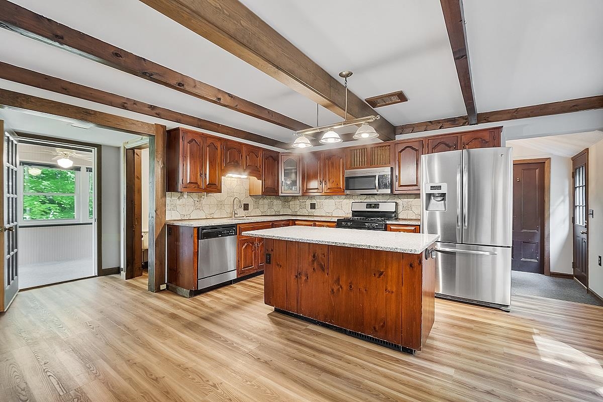 3 Kingston Road Plaistow, NH 03865 - Photo 10 of 40 Gallery Image 10