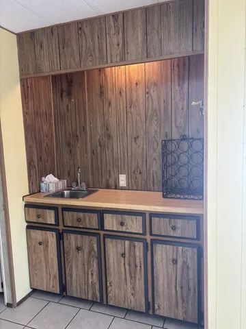 a view of a wooden fence