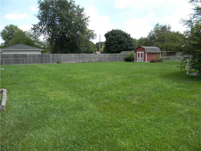 2114 Round Barn Road Anderson, IN 46017 - Photo 3 of 15 Gallery Image 3