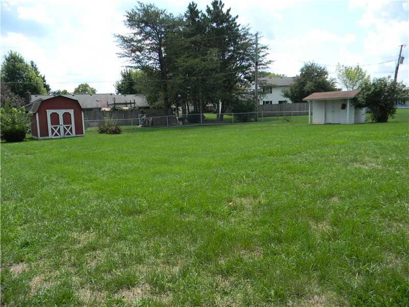 2114 Round Barn Road Anderson, IN 46017 - Photo 4 of 15 Gallery Image 4