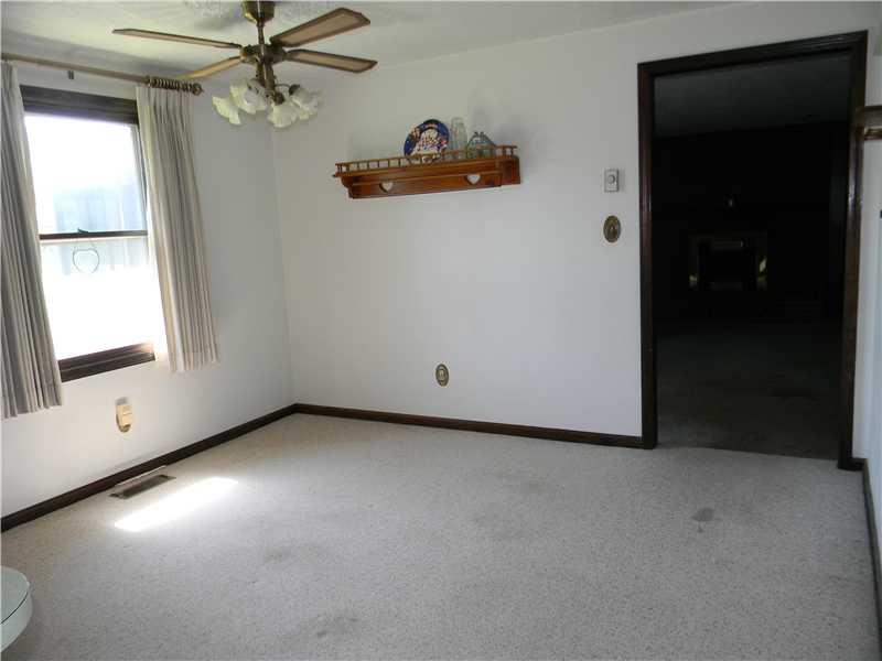 2114 Round Barn Road Anderson, IN 46017 - Photo 8 of 15 Gallery Image 8