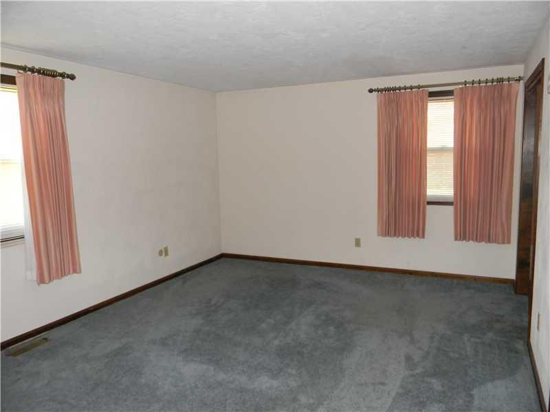 2114 Round Barn Road Anderson, IN 46017 - Photo 9 of 15 Gallery Image 9