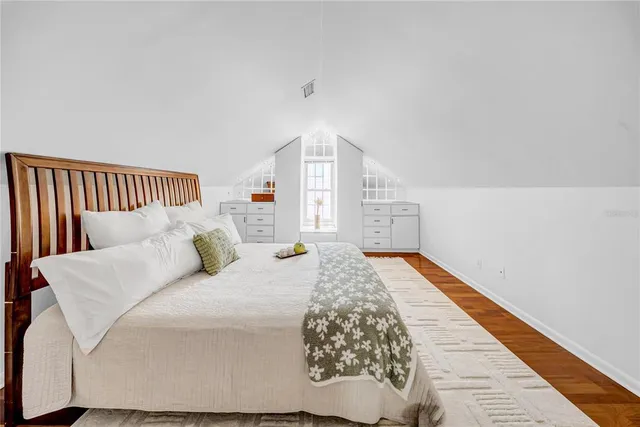 $979,000 | 150 23rd Avenue North, St. Petersburg, FL 33704