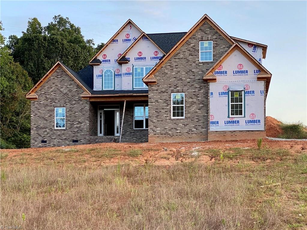 223 Pipers Ridge West Winston-Salem, NC 27127 - Photo 2 of 14 Gallery Image 2