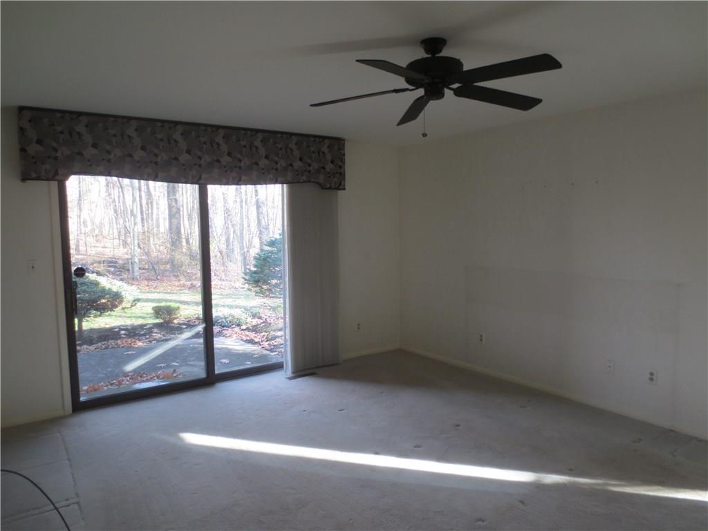 3680 McConnell Road Hermitage, PA 16148 - Photo 13 of 24 Private main level Master Suite.
