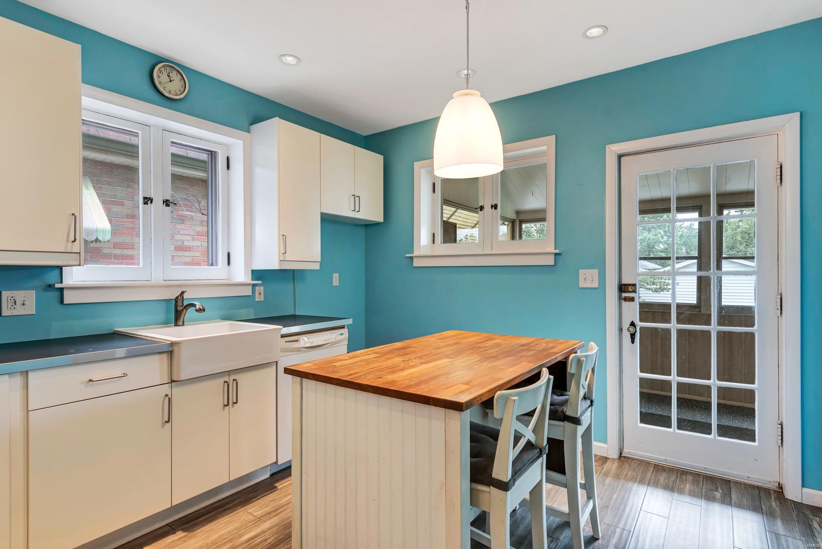 5746 Rhodes Avenue St. Louis, MO 63109 - Photo 15 of 37 Gallery Image 15