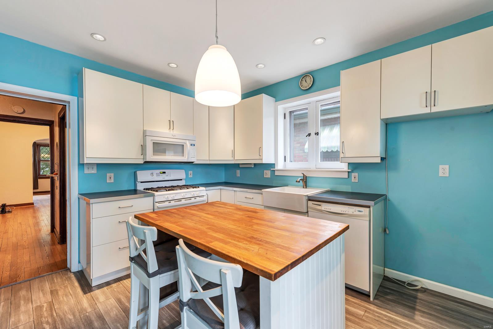 5746 Rhodes Avenue St. Louis, MO 63109 - Photo 16 of 37 Gallery Image 16